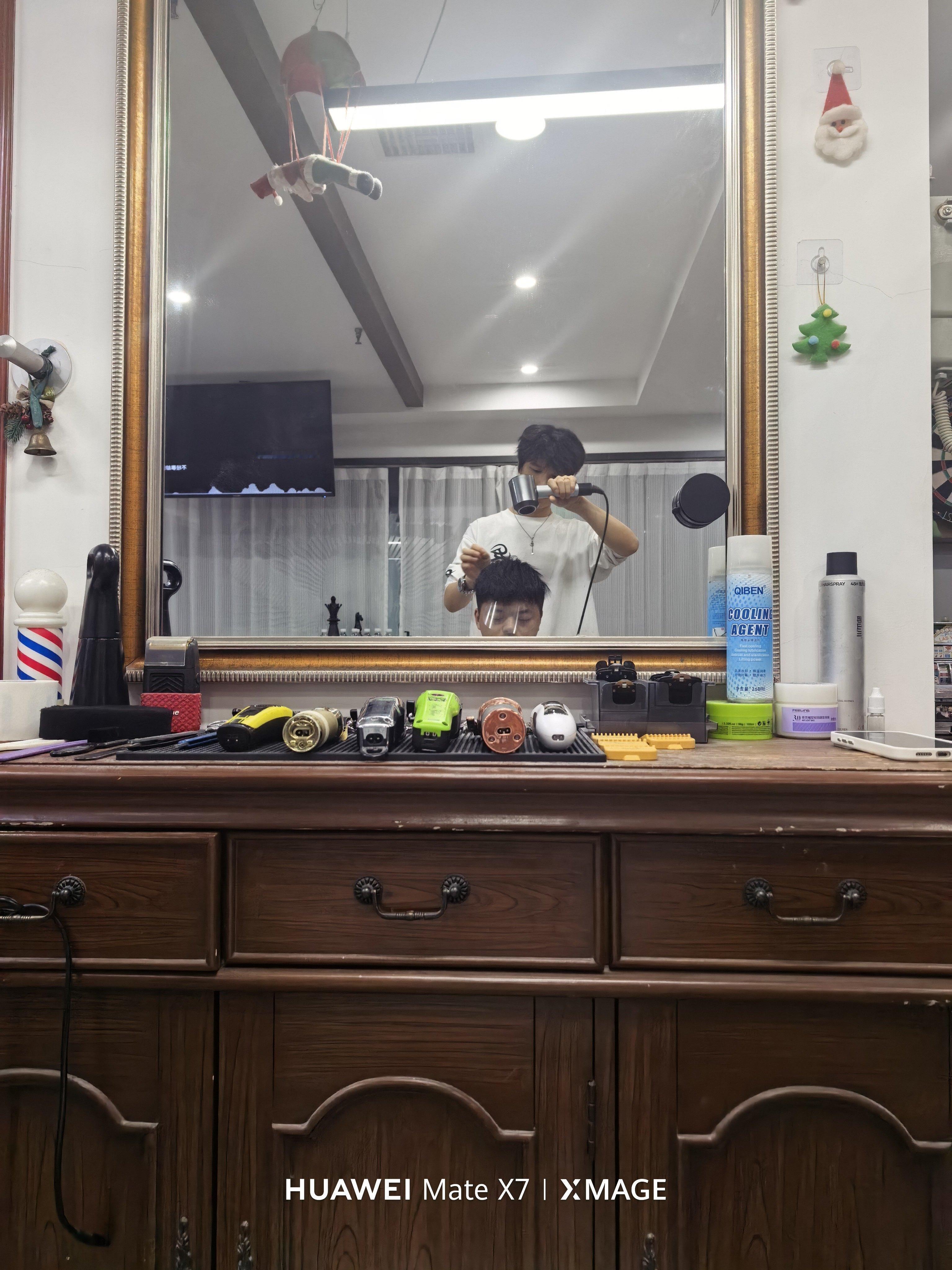 剪个头发准备过年 西安