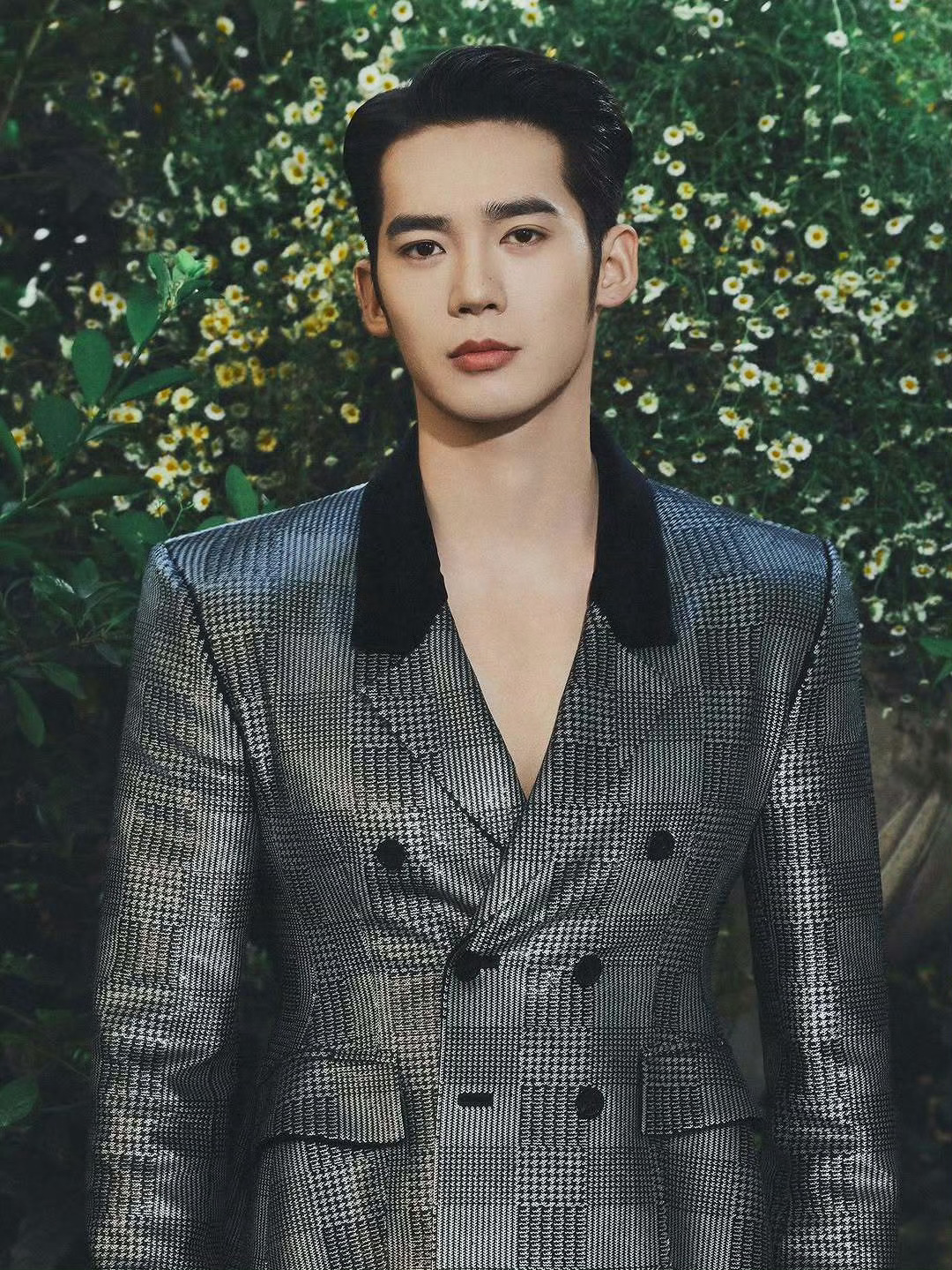 于适 × Dior 2027夏季男装大秀官方ins认领大片 📸 巴黎男装周男装