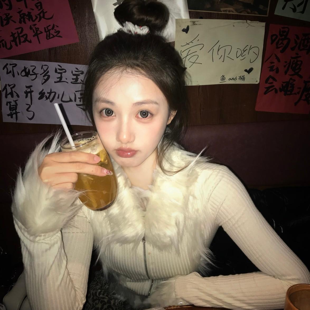 我喝果汁儿 ​​​