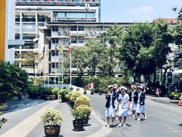 泰国文化独特，除常见景点外，还有不少“诡异”冷门地，曼谷的“死亡博物馆”便是其中