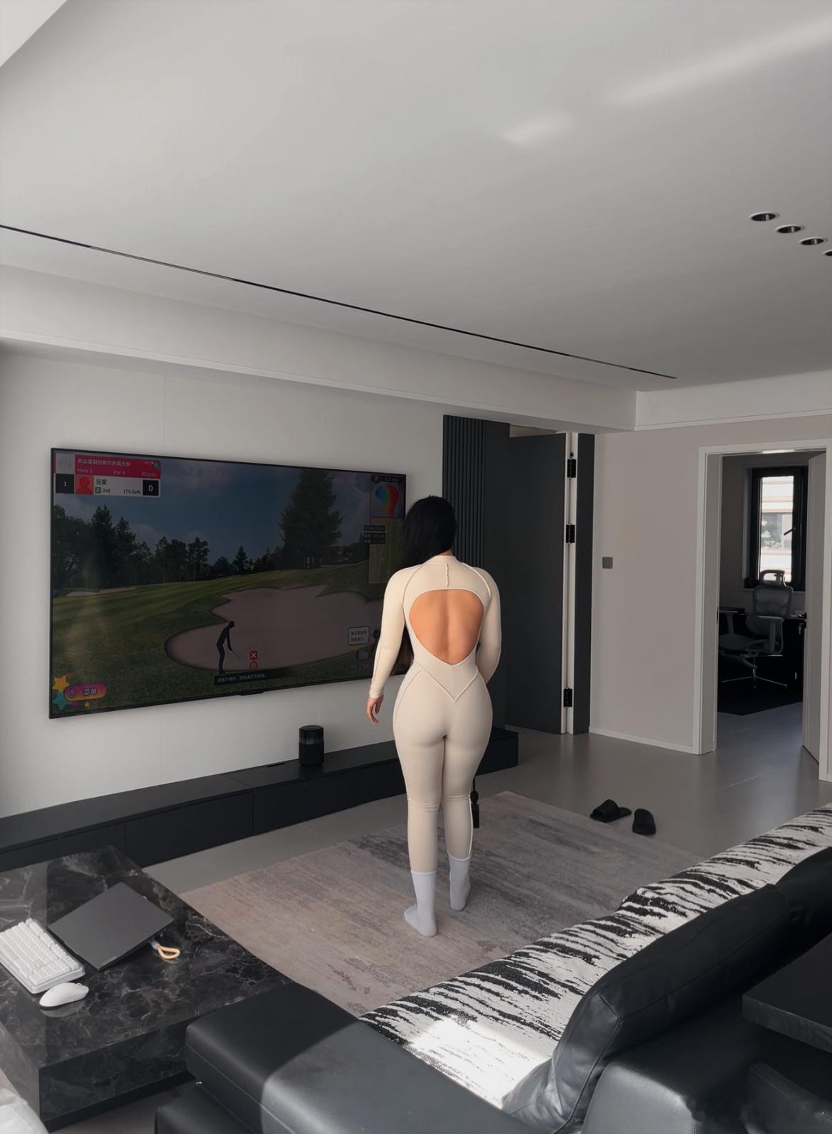 感谢甲方爸爸赞助🏌️♀️ 