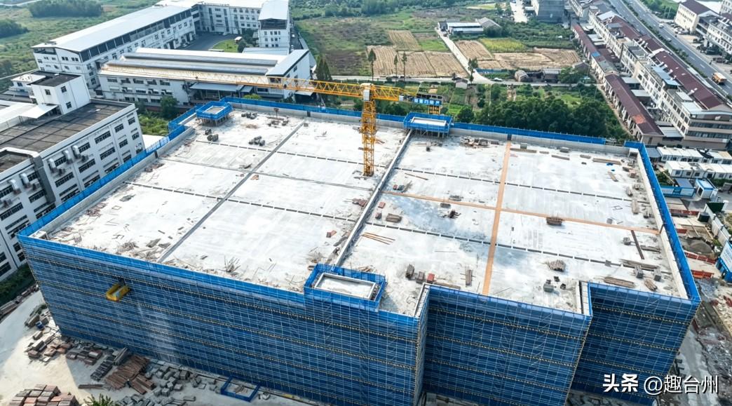 仙居10亿元级新能源汽车配件项目正在加速建设，这也是仙居今年重量级制造业项目，瞄