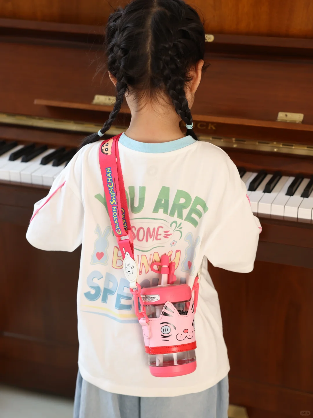 夏天就要吨吨吨的喝水