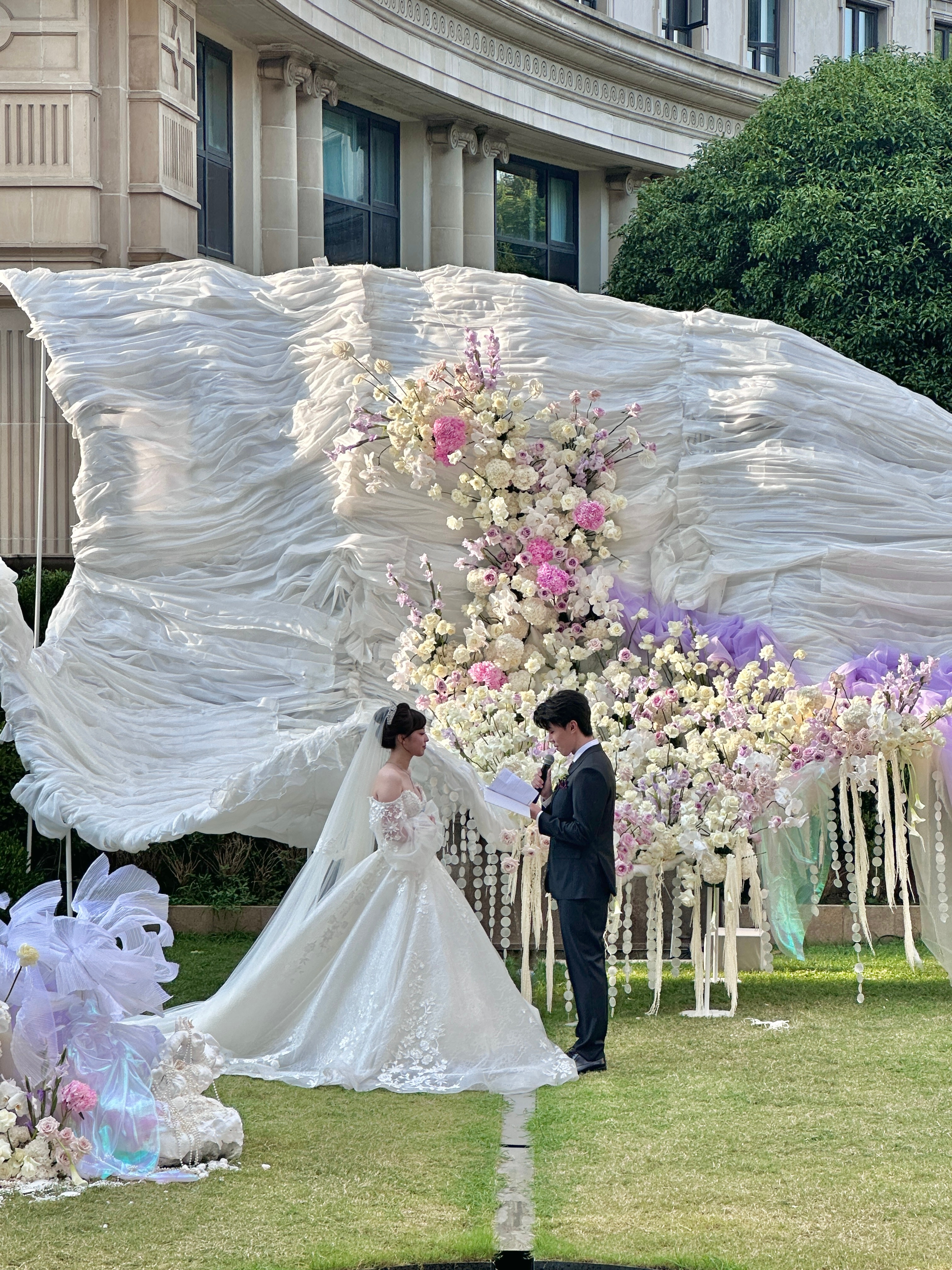 母宝茄哥新婚快乐！！！！！太太太甜噜！！[哇]我宝今天真的美晕我！！目光都离不开