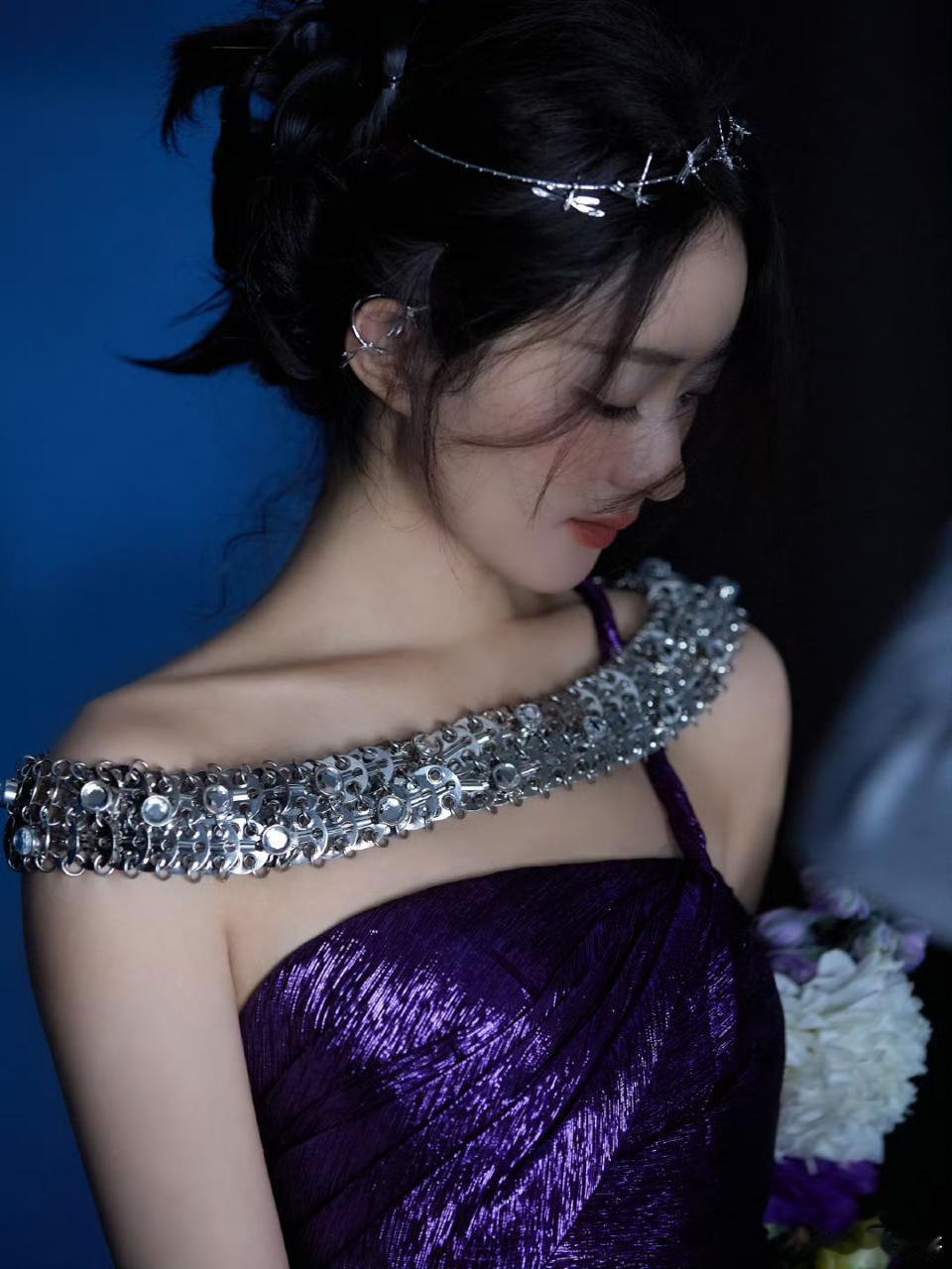 赵丽颖赵丽颖出道二十周年zly赵丽颖 纪梵希像春天的小熊一样喜欢你
