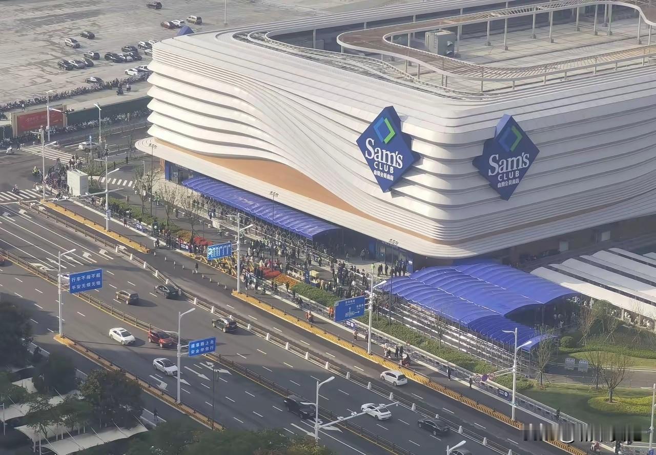 扬州山姆今天开业了，宿迁什么时候能开一家，吸引周边人来消费，到时候淮安，连云港，