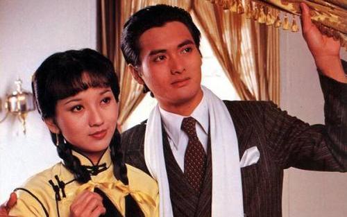 赵雅芝能拿下冯程程这个角色，真的是天时地利人和全占了。
1980年TVB筹拍《上