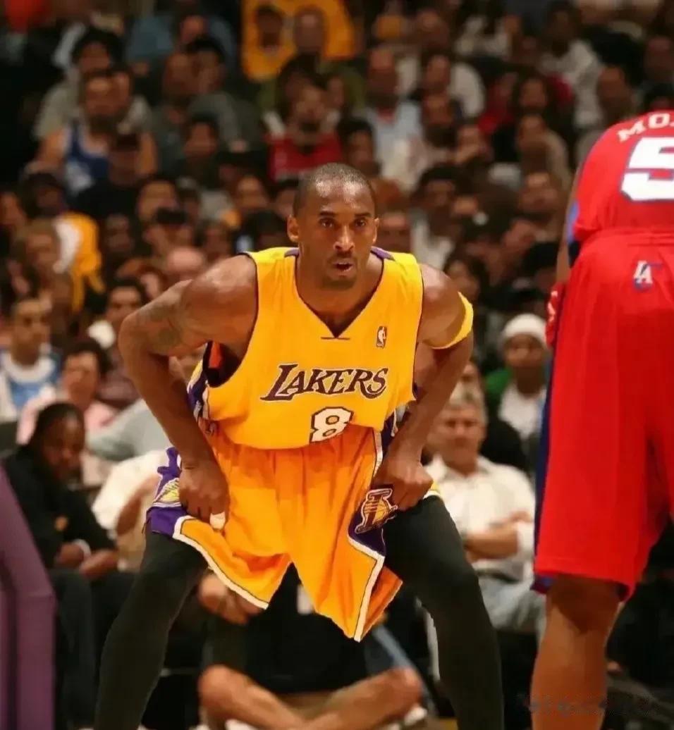 NBA五大球星得分个位数的场数，库里和科比的场数居然有那么多！
第一位：詹姆斯（