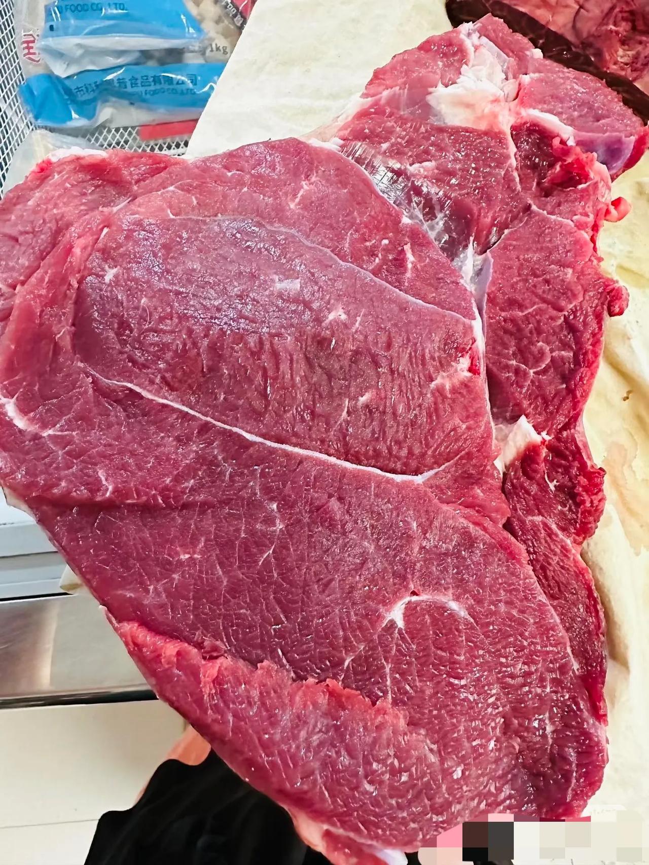牛肉真的便宜了吗，好久没买牛肉了，也不知道具体多少价格。

印象中牛肉没有便宜的
