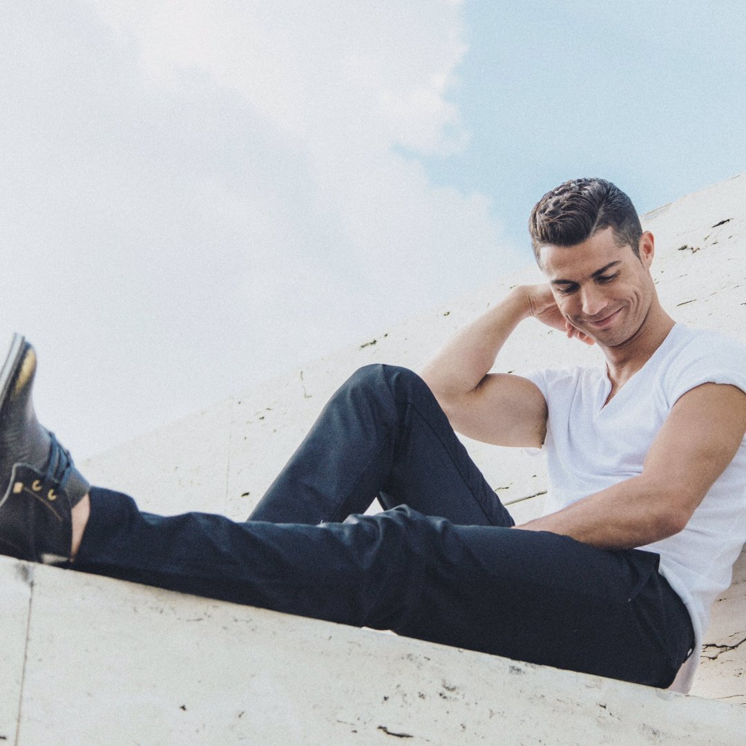 C罗 据沙特节目《我们联赛不一样》C 罗将拥有利雅得胜利 20% 股份 