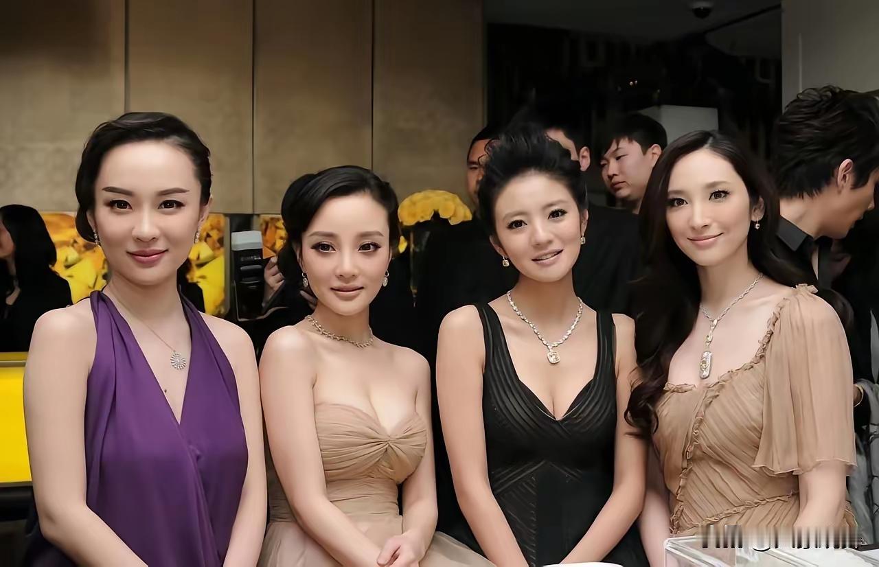 同框不同命，
霍思燕最🈶福