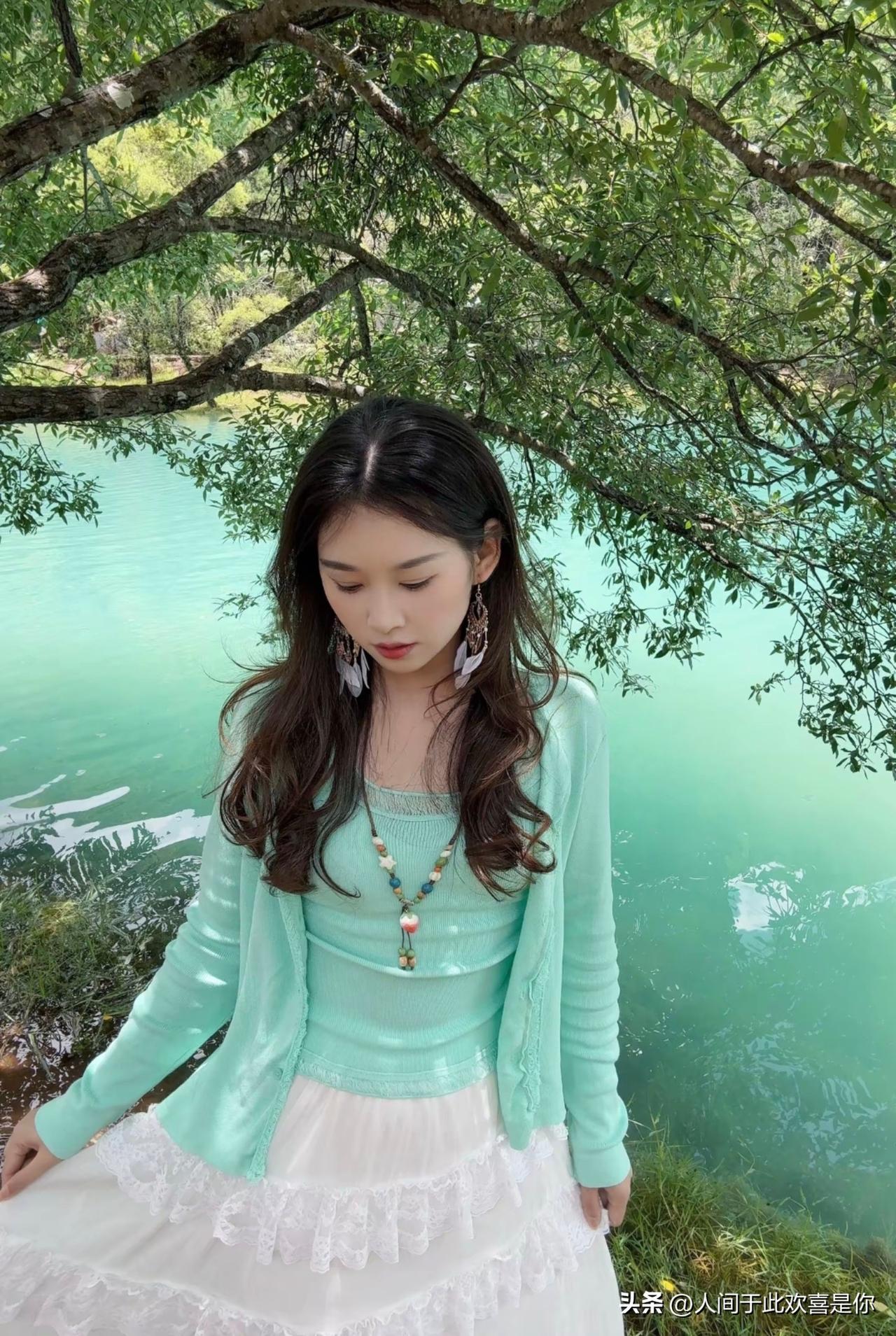 蓝月谷简直太美了，推荐来打卡拍照