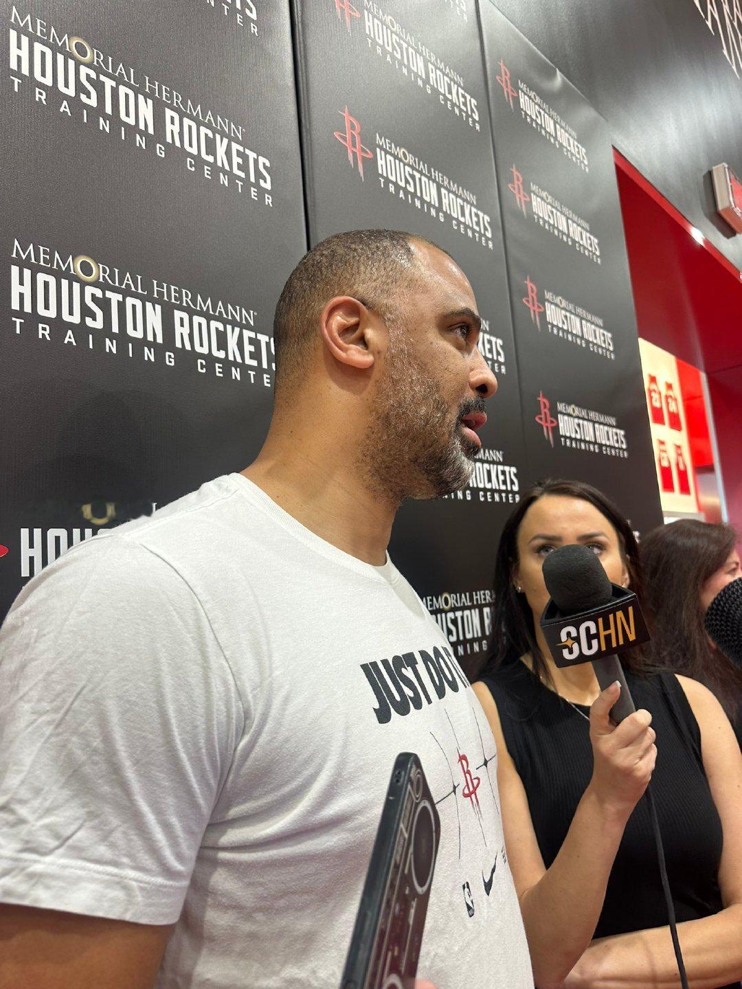 今天火箭队没有训练。湖人vs火箭 休斯顿火箭