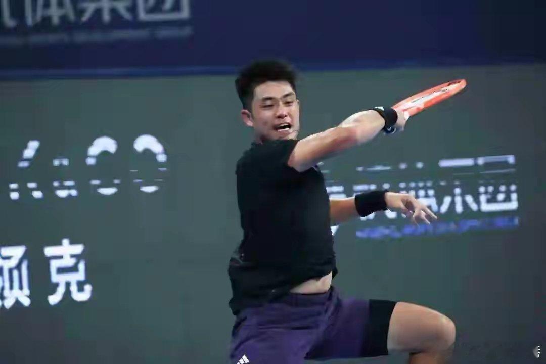 吴易昺vs布勃利克 吴易昺对战布勃利克，期待精彩表现！为中国网球加油！ ​​​