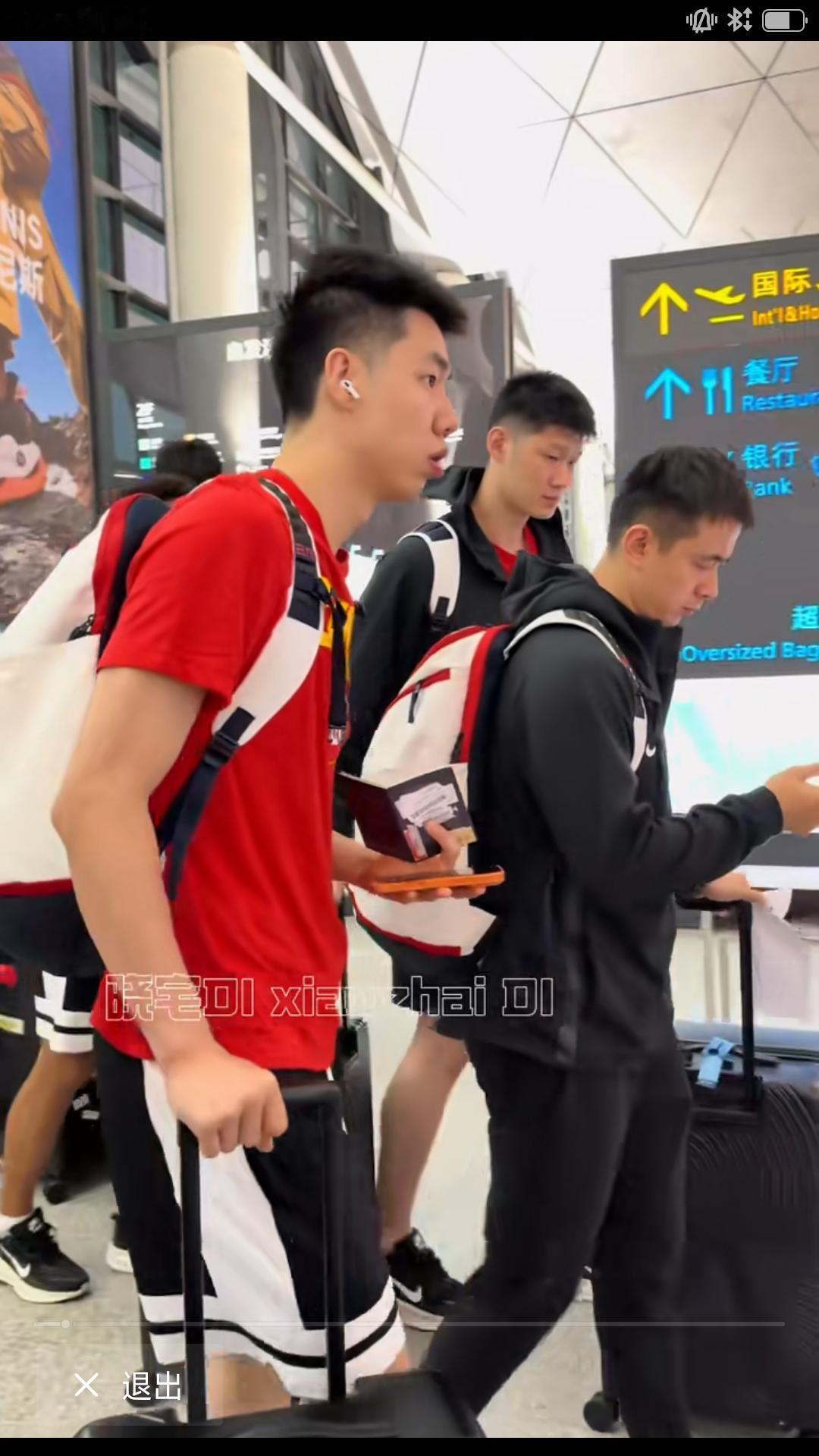 【中国男篮出发韩国高阳，备战与中国台北队男篮世预赛生死战。】据辽媒报道，中国男篮