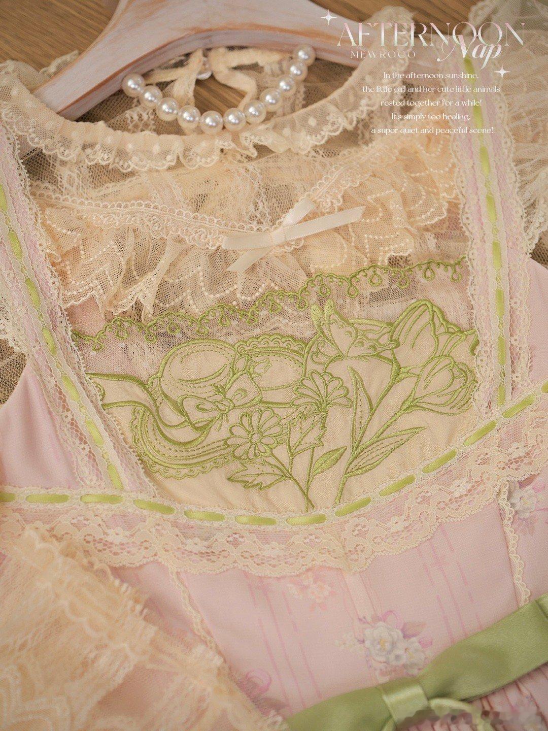 午后小憩胸口刺绣我尊嘟好爱#猫芮可[超话]##lolita上新##lolita#