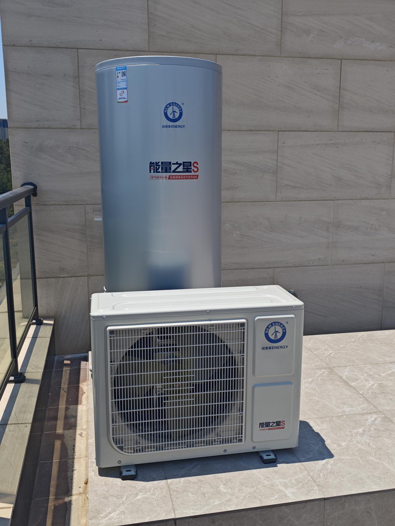 空气能和太阳能哪个更节能省钱？

空气能和太阳能，都打着节能环保的旗号，到底谁更