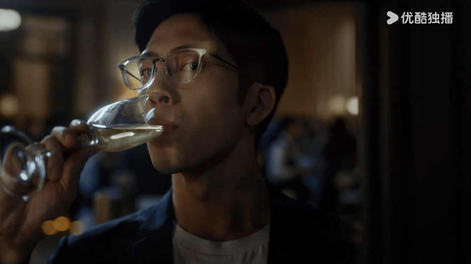 也没人告诉我井柏然演技这么好啊刷《钢铁森林》被井柏然圈粉！江寒声抱周瑾时的紧箍感