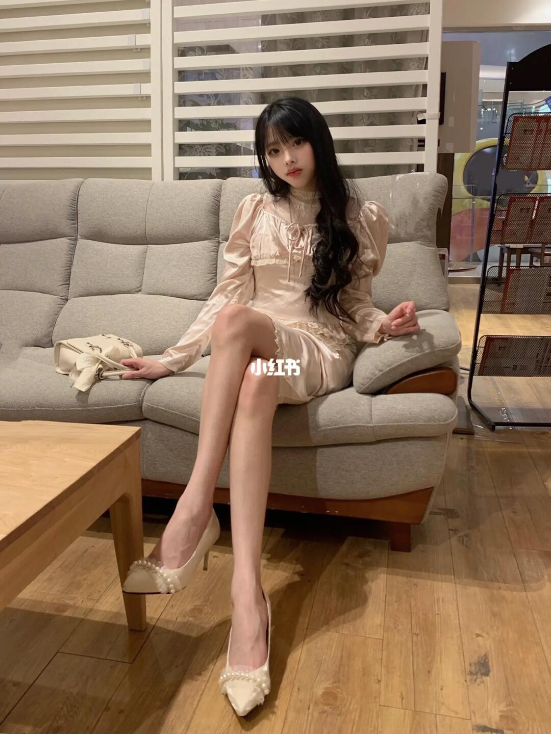 朋友说我好像古堡女主人