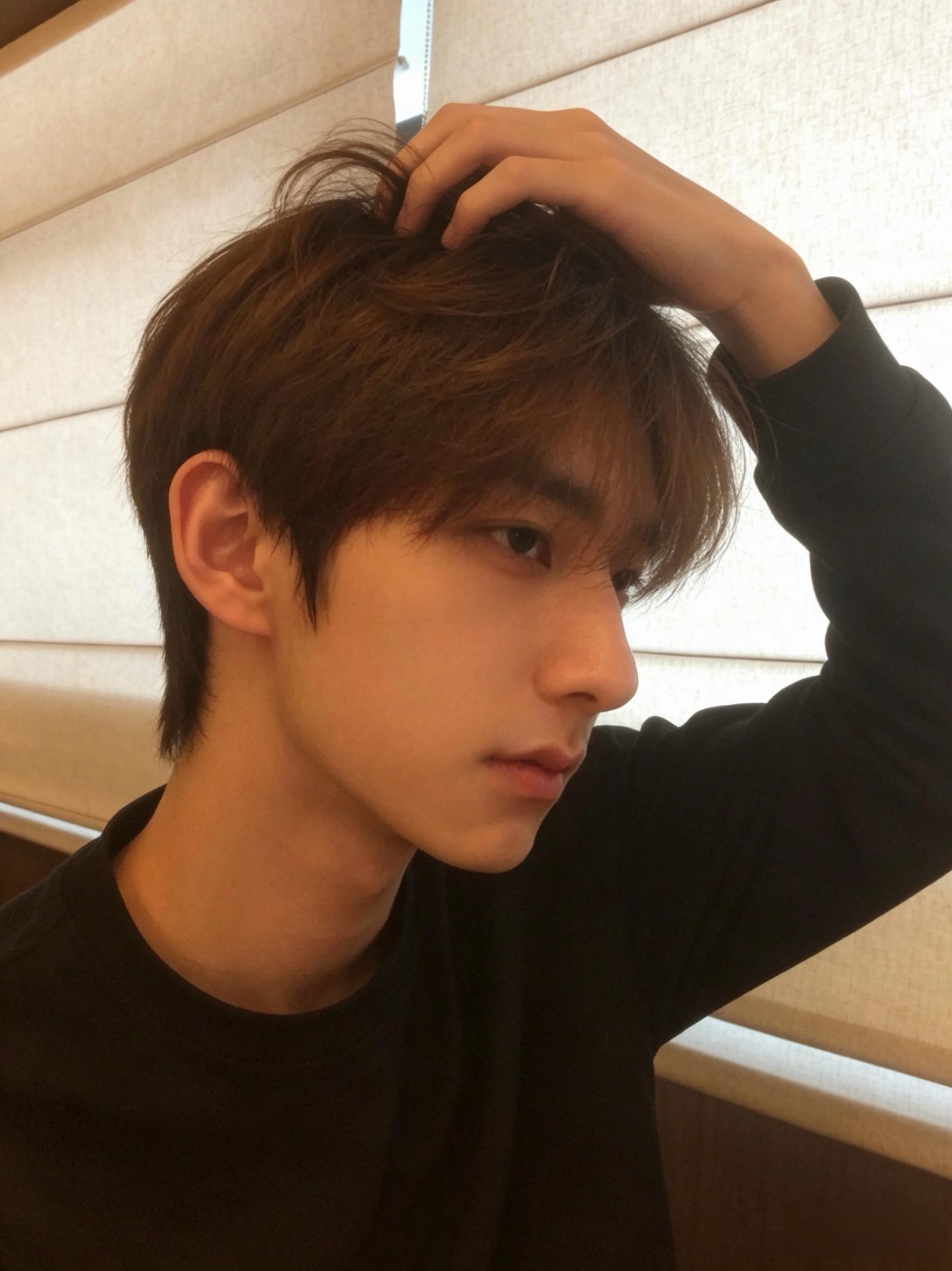 像他三分便是人间绝色