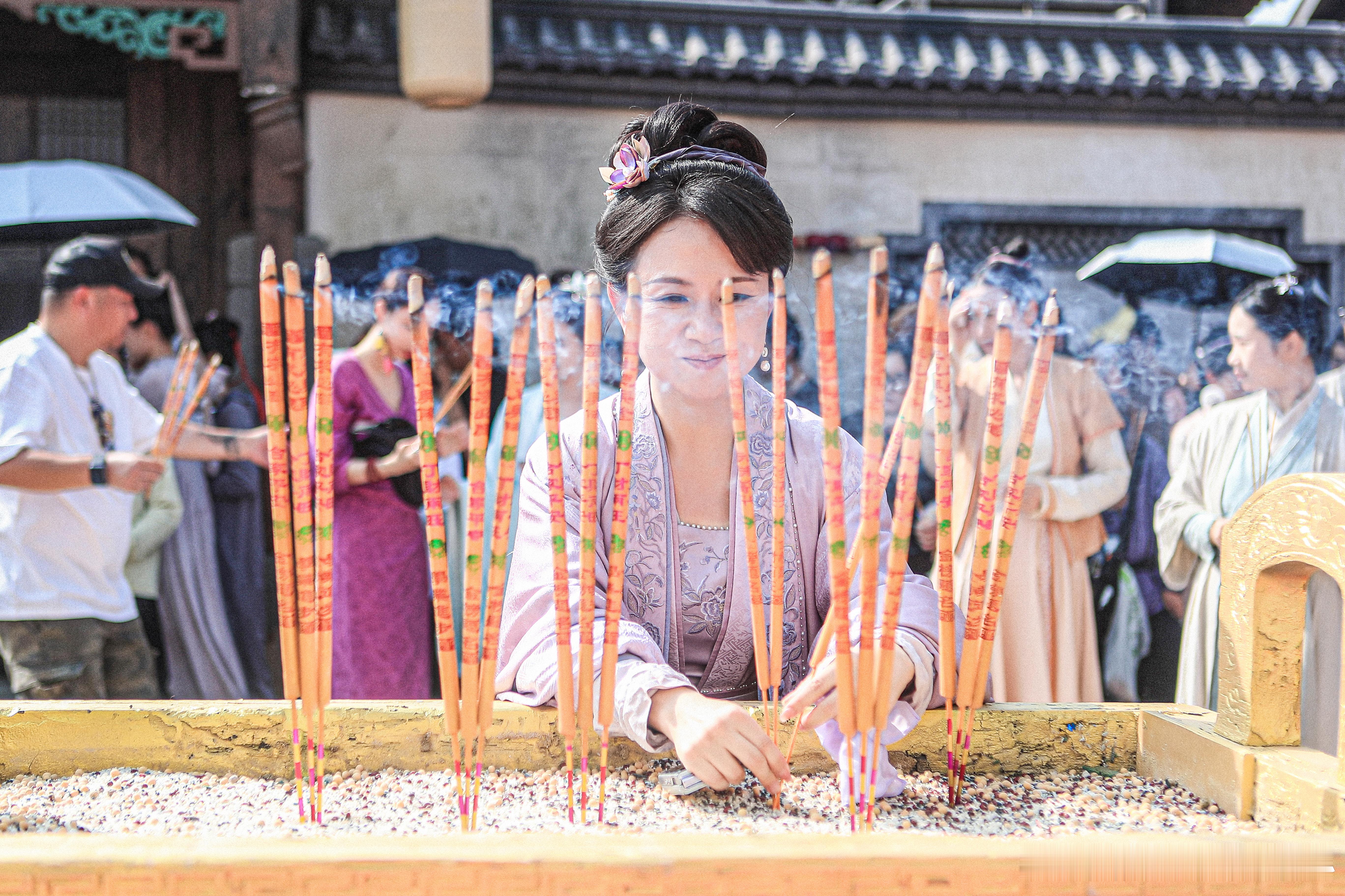 张琼太飒了！泼辣果敢不服就干，这种女主设定真的太戳观众～ 