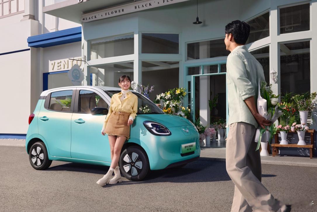 销量冠军再续传奇！宏光MINIEV家族2025年热销435598辆，累计突破18