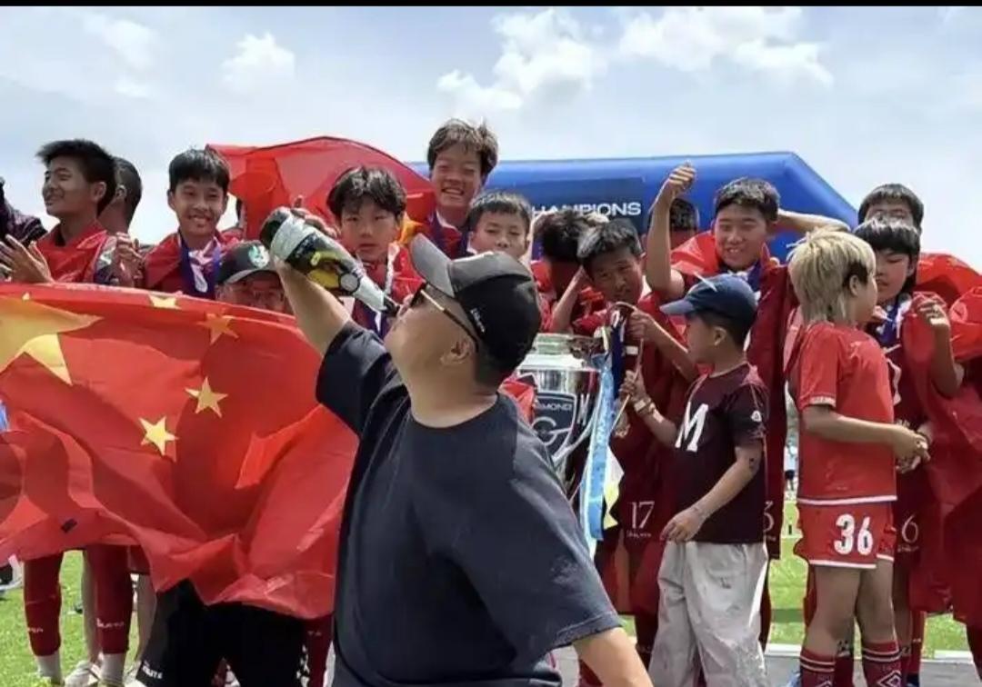 中国足球小将在海外夺冠后会面临哪些挑战？
2026年中国足球小将U12队在意大利