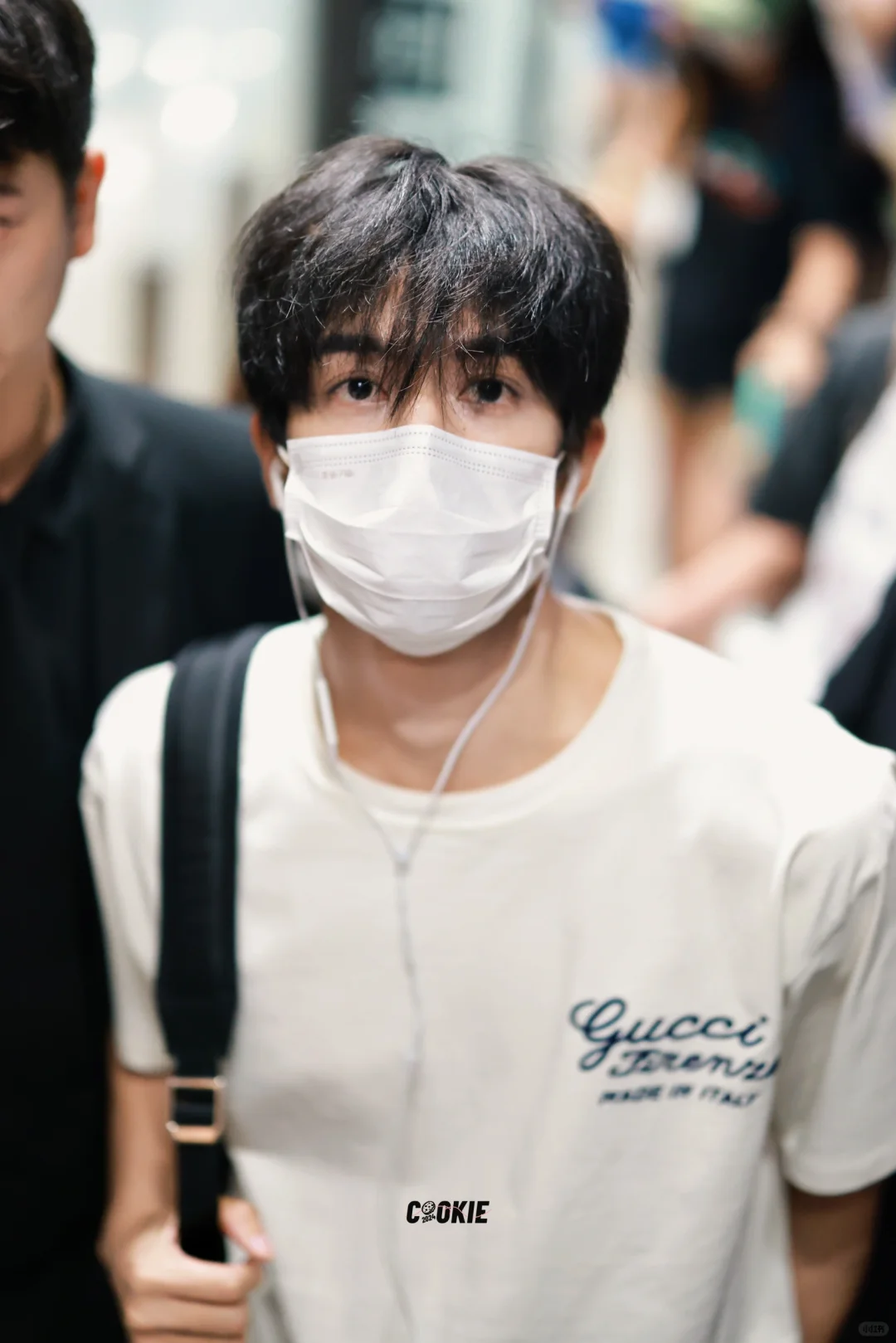 宋威龙240721成都到达