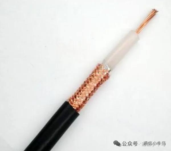 联通6.6亿馈线集采落地，5家厂商瓜分订单
 
核心事件
 
6月2日中国联通公