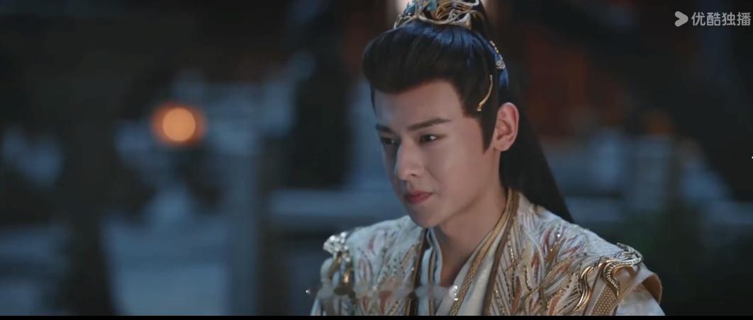 现在古装剧里的人脸已经抽象成这样了，还不如布袋戏逼真...... ​​​