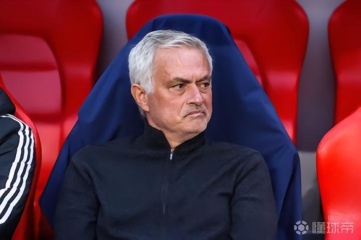 穆帅谈欧足联对普雷斯蒂安尼的处罚欧足联官方发布处罚公告，普雷斯蒂安尼因在欧冠对阵