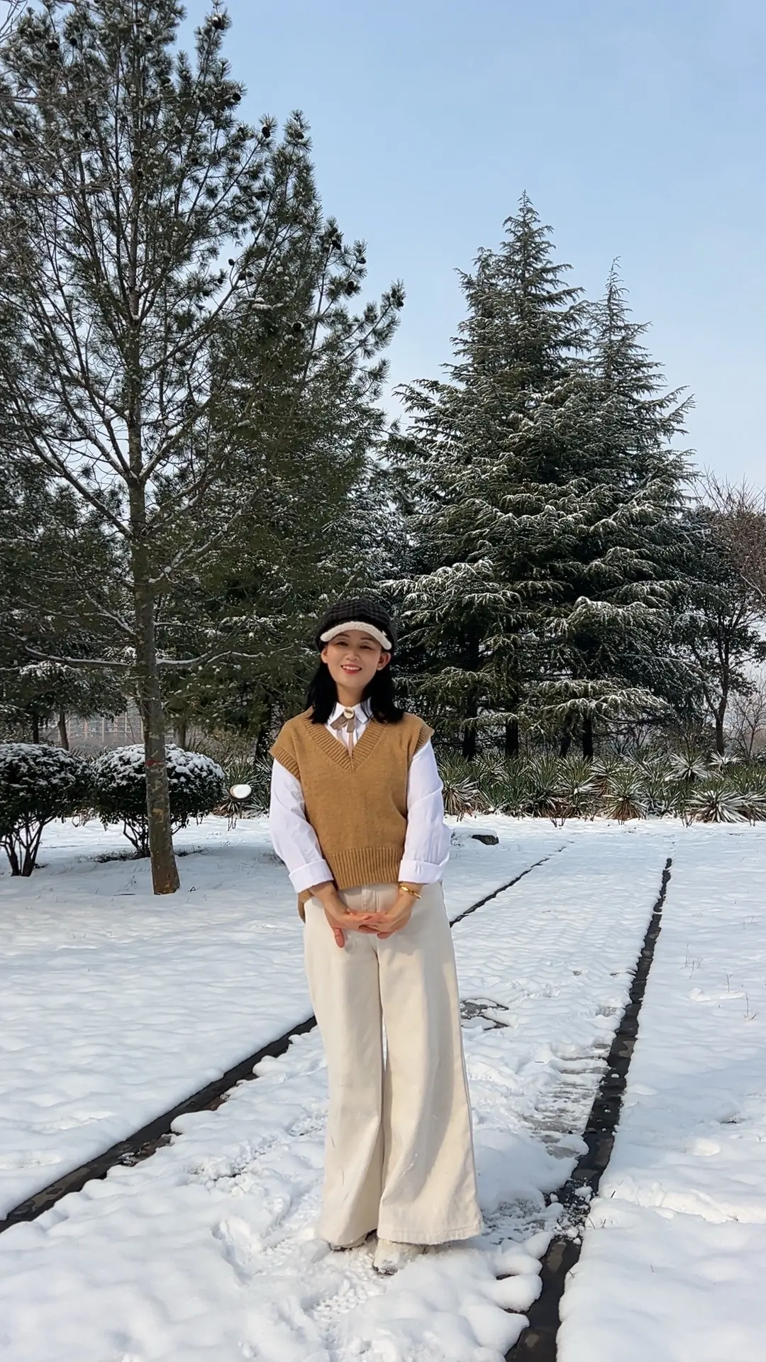 强者的爱是彼此托举，婚姻的尽头是一起搞钱，做优秀的合伙人，而不是内斗的...