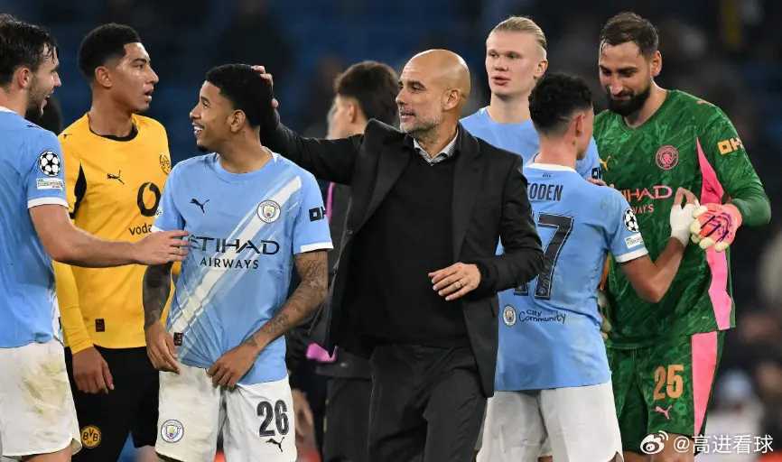 曼城0-2爆大冷！遭遇欧冠首败 瓜迪奥拉100场输球 哈兰德替补哑火北京时间11