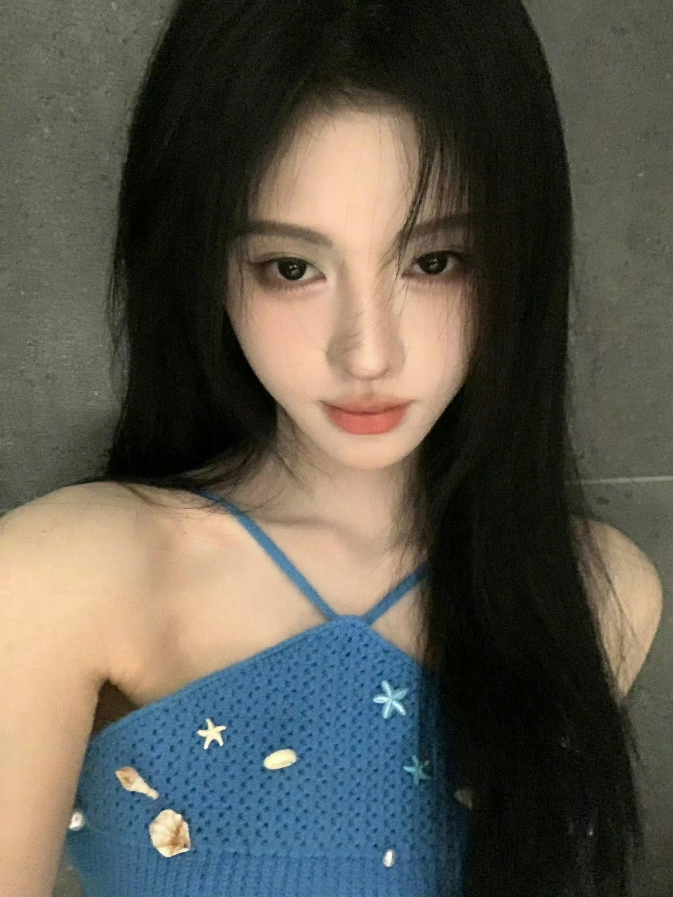 鞠婧祎比基尼手机壳鞠婧祎怼脸 