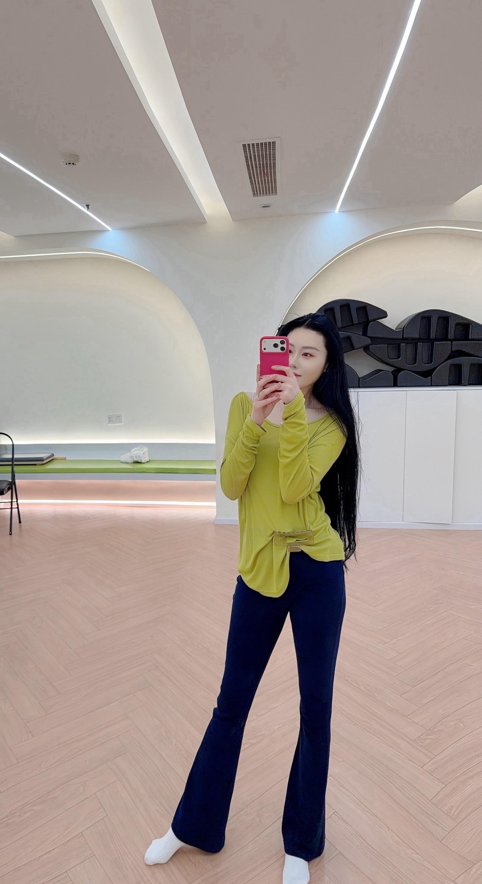 耕耘自己，滋养生活 。🧘🏻‍♀️💕