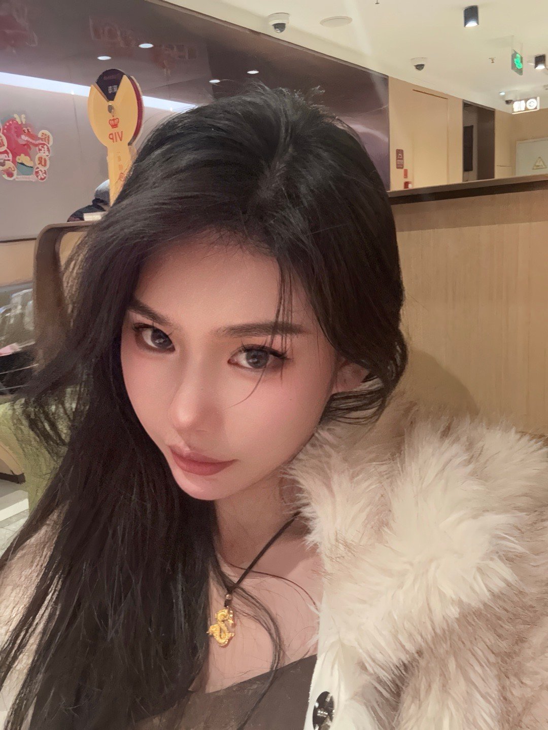 最近皮肤好到爆，一点都不卡粉 ​​​