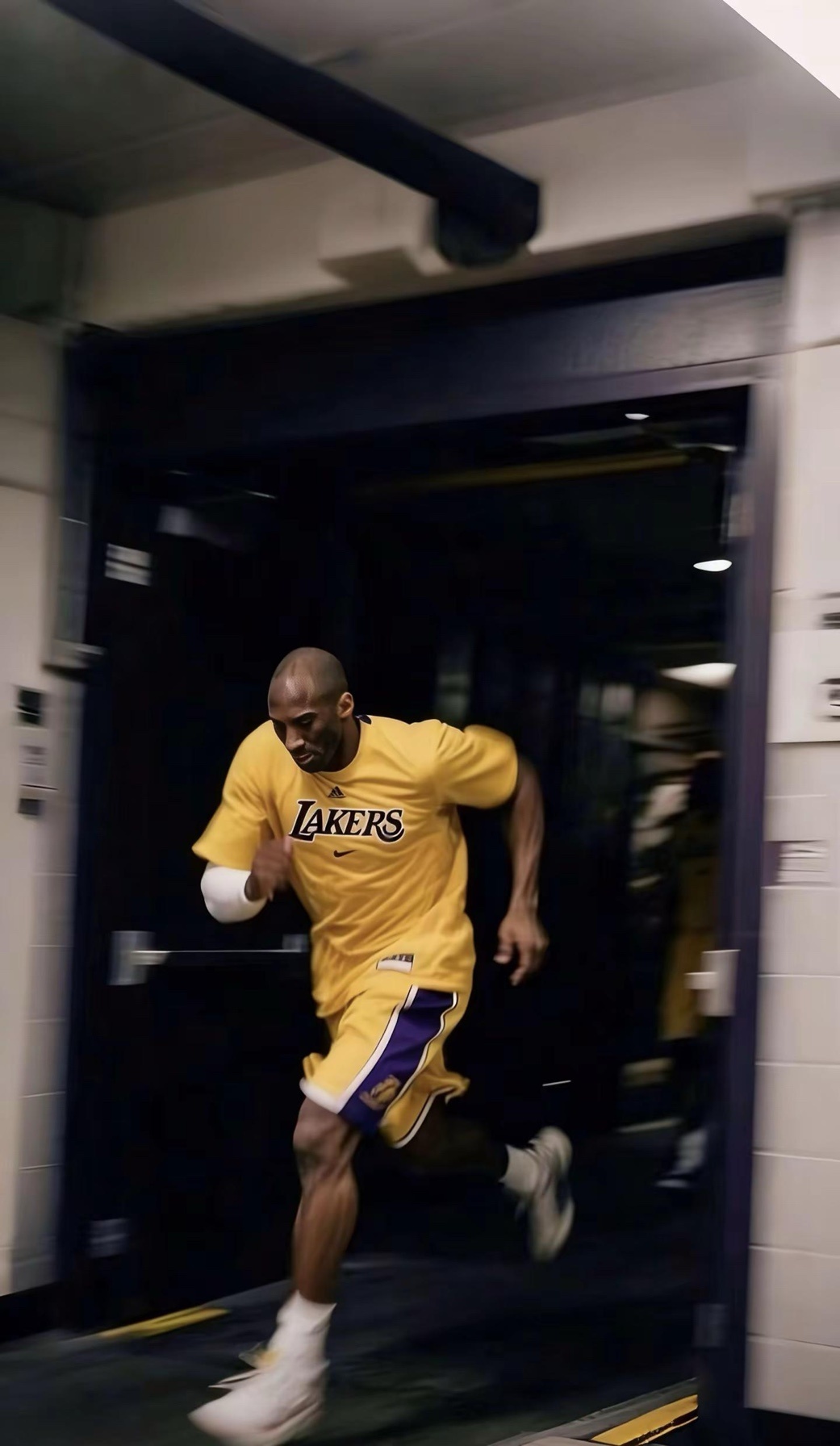 人生，本来就是一条时间铺就的路，多了昨天却少了明天，逝去的时光不可能再重来。成也