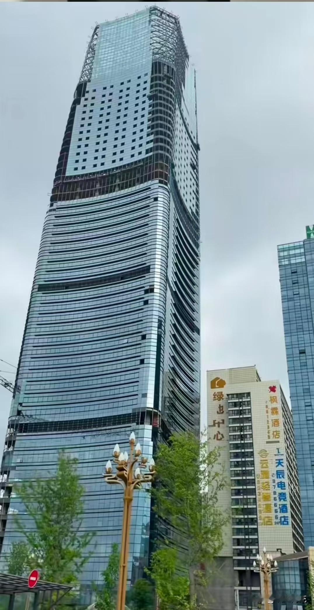 238米双子塔最新进展，来自网友拍摄6月19日