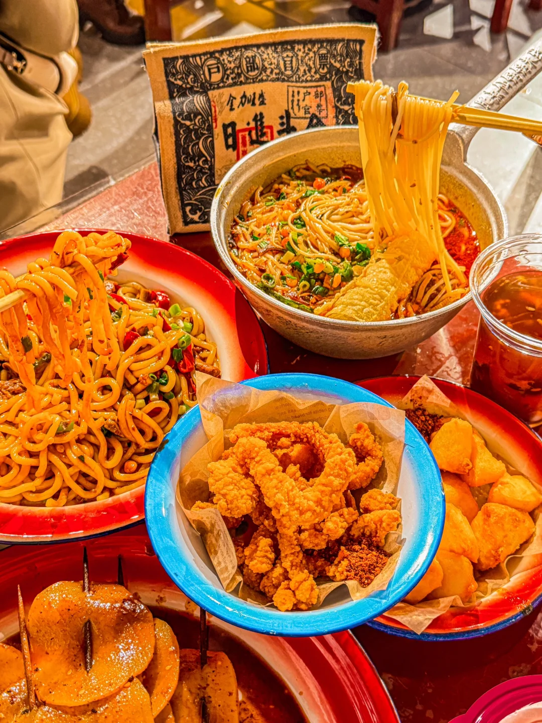 呼和浩特探店｜这一碗米线香迷糊了😭