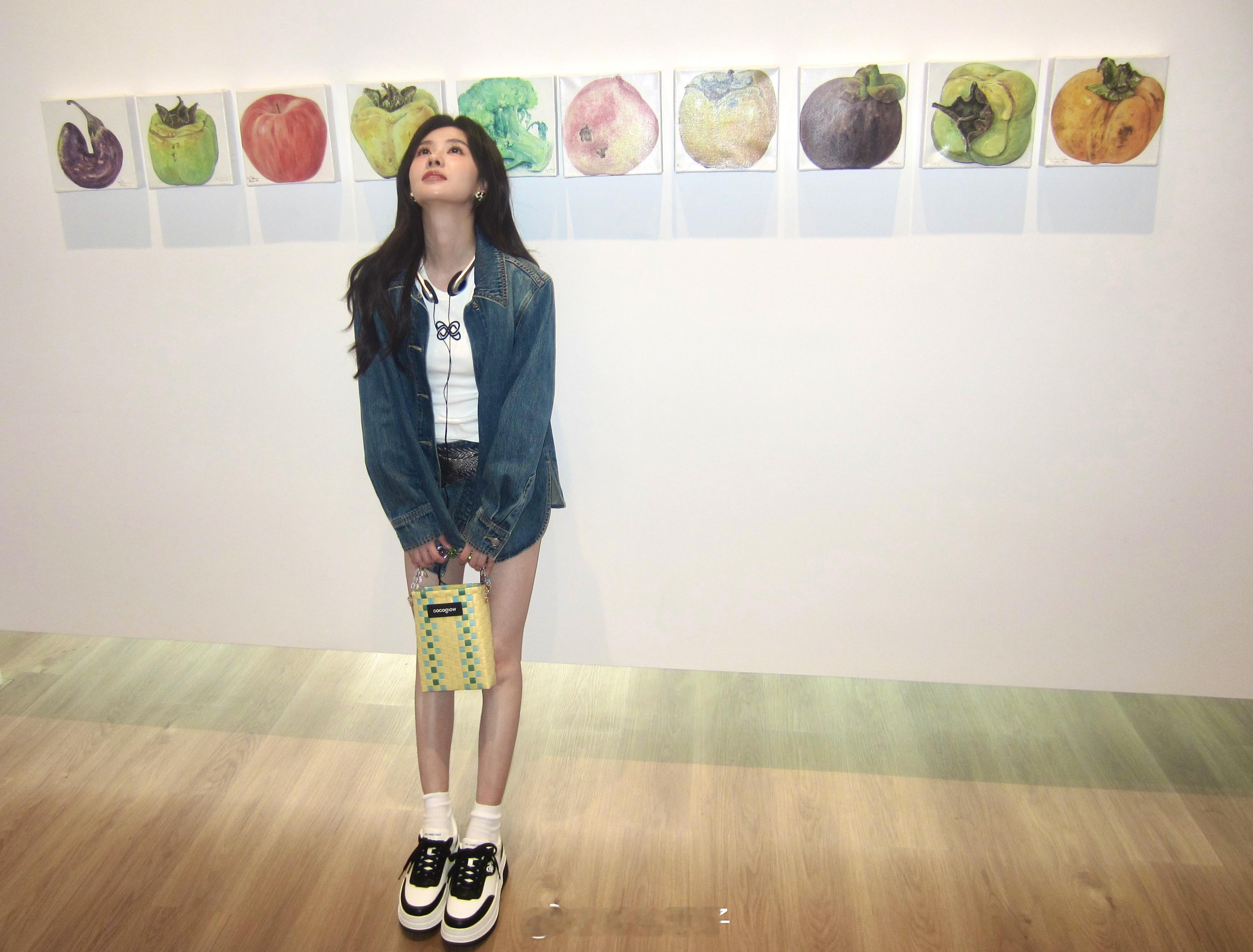 郑合惠子 在复制粘贴的时代，你是手写的诗