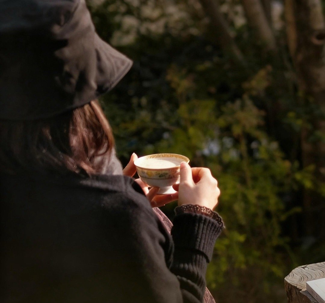 我总觉得事在人为 聚散离合 都不必拿缘分两字做托词 