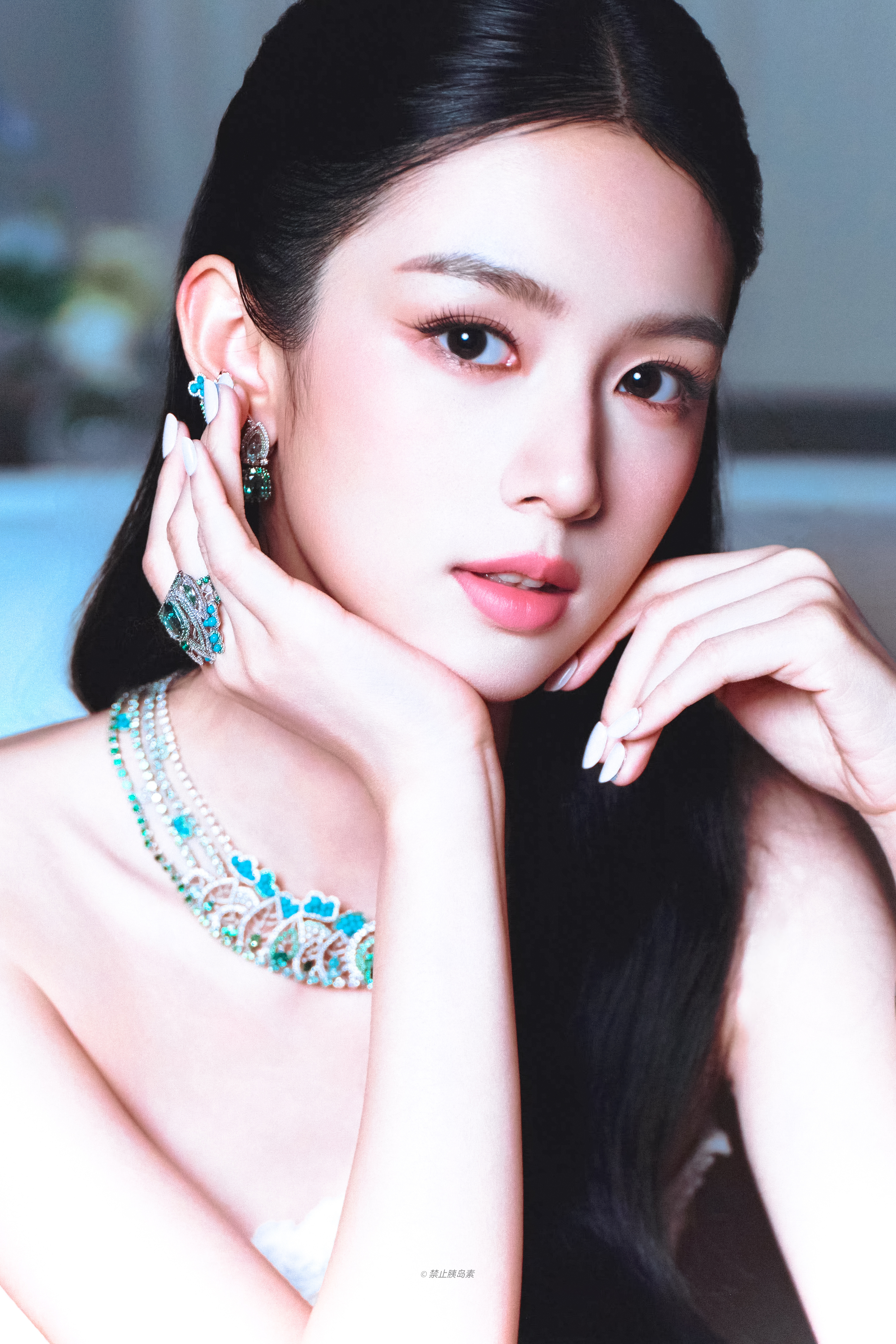 蓝色鸢尾花💎周也｜你好1983 