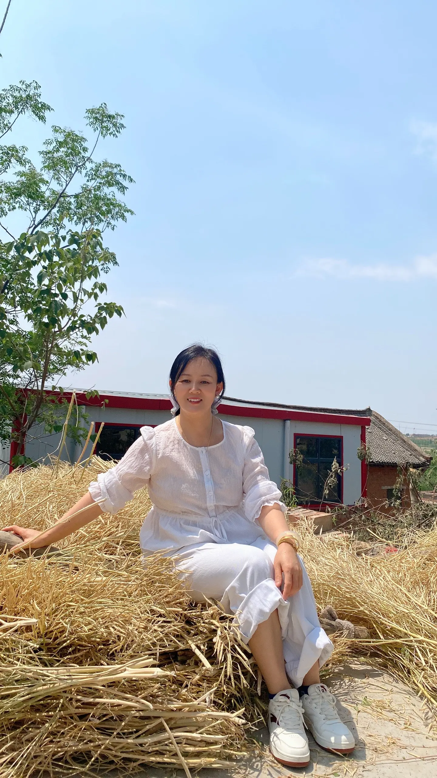 少年不知家乡好，年老方知乡愁长，春的味道写在风里，人生的故事写在四季里...