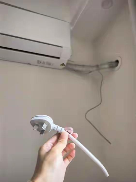 孩子非把空调开16度，父亲劝不动剪断电源线，妈妈吐槽反被网友倒戈……

我家要是