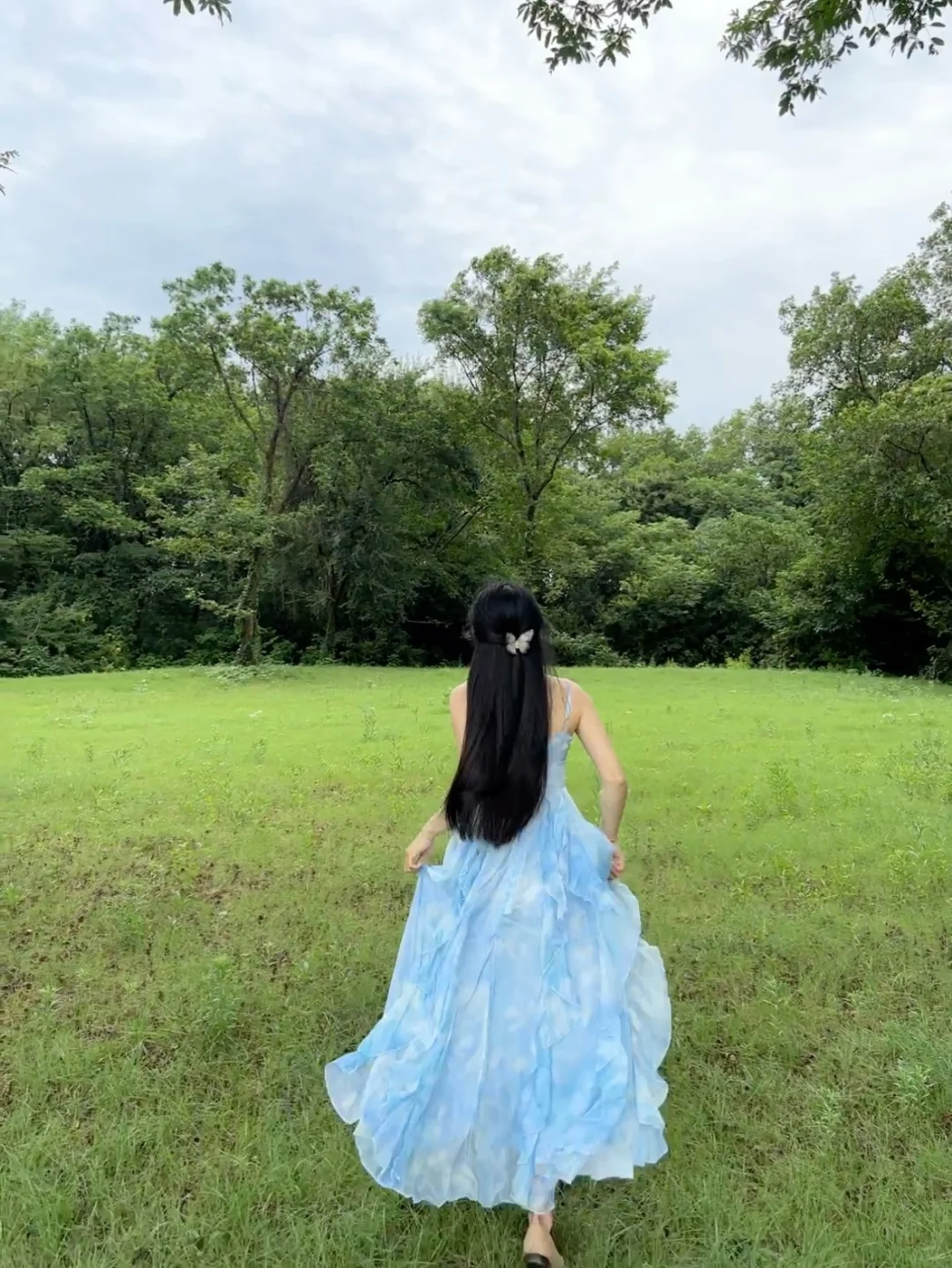 我与汤池/森林里的蓝精灵