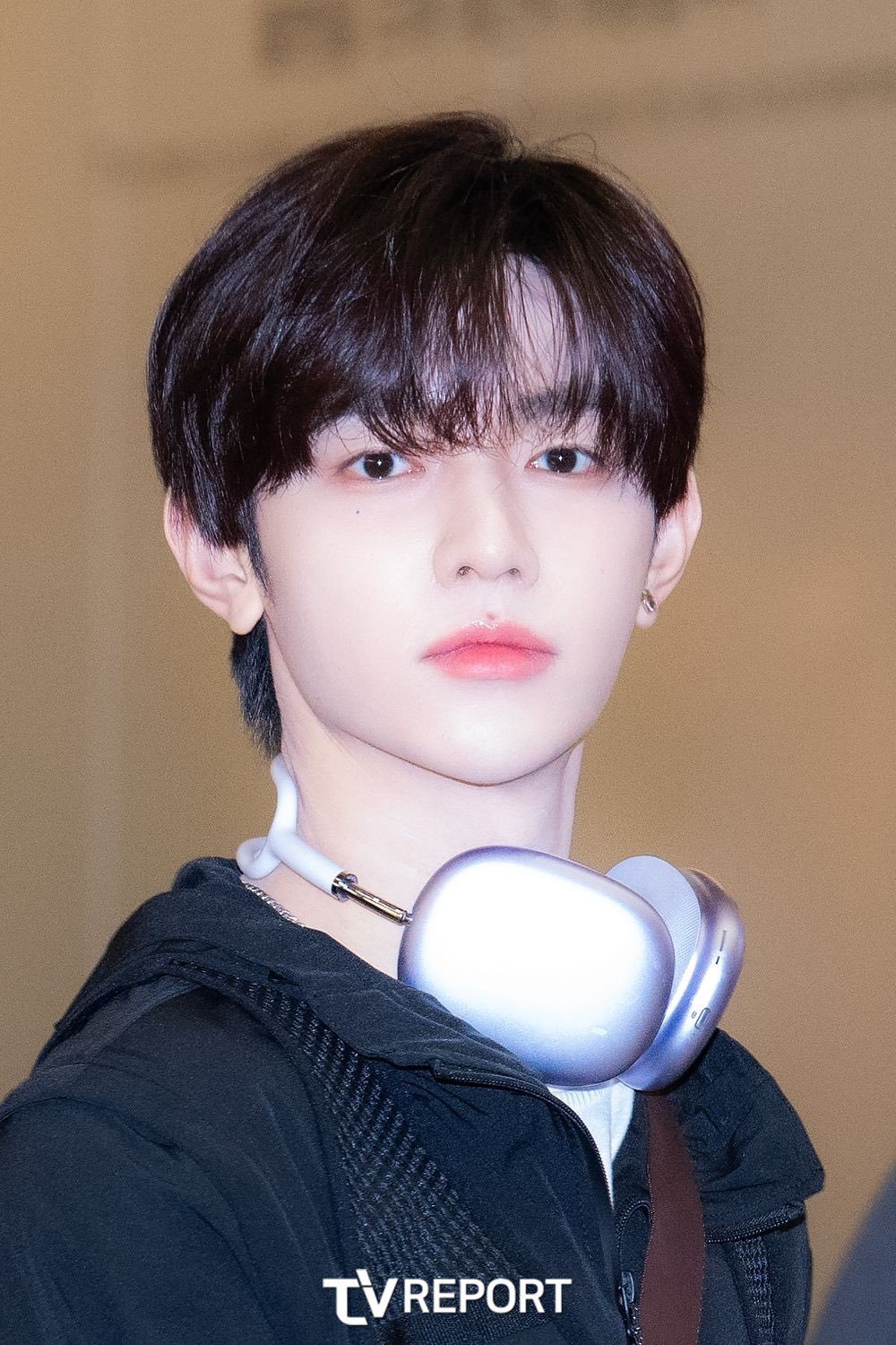 章昊 × 机场出发🛫in BBC EARTH.乖乖男大📸🎧 