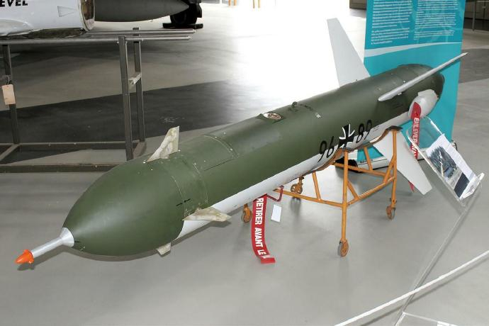 每天认识一件兵器 德国/法国/加拿大CL-289无人机CL-289无人机是德国、