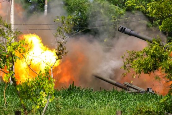 中方已经尽力，洪森兵败如山倒，泰军有高人指点，最怕俄罗斯出兵。
 
这一轮泰柬边