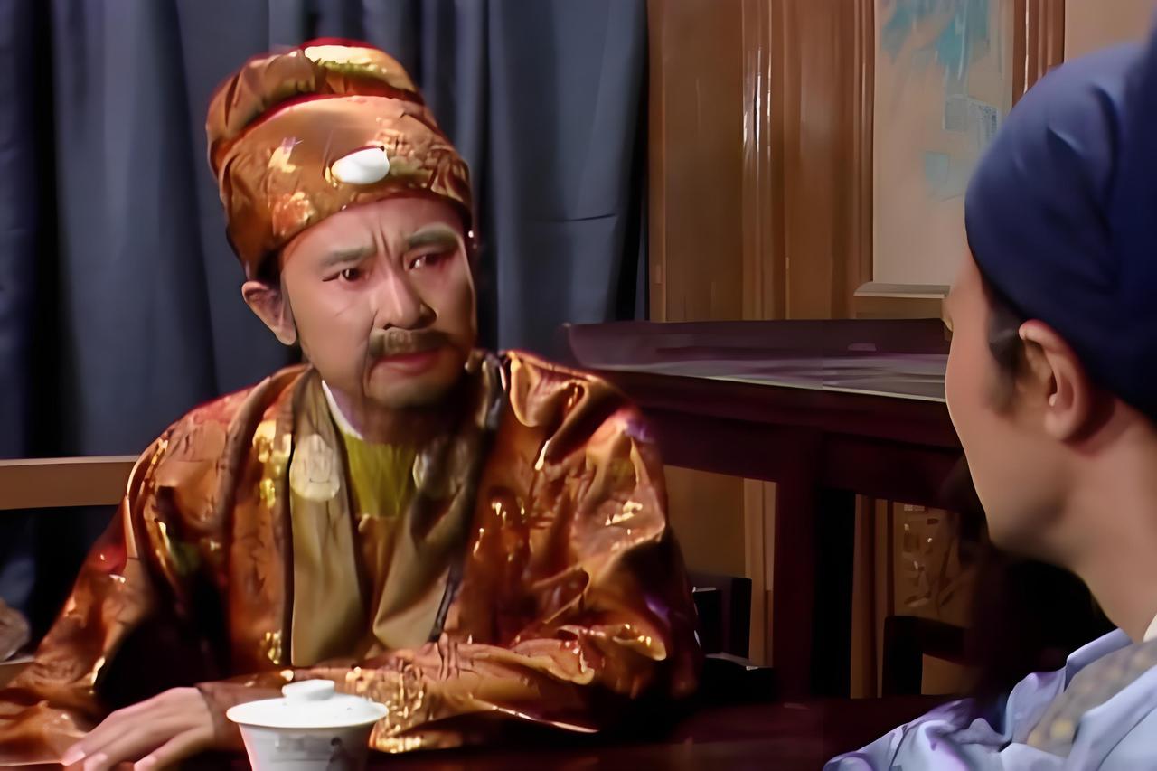 贾政干了半辈子还是员外郎，家里管家的儿子却当上县令，这笔账到底怎么算的？

《红