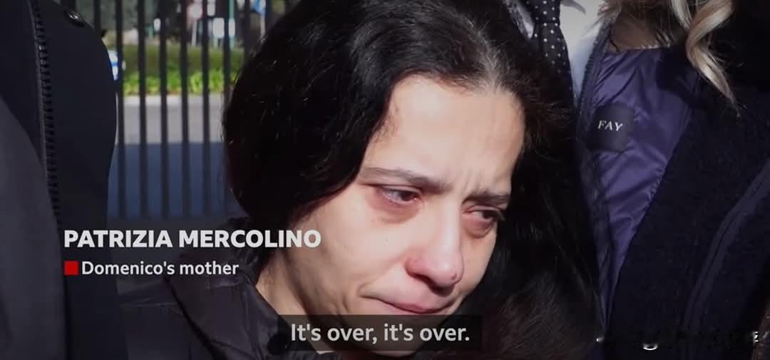 意大利一名两岁男童在接受疑因运输不当受损的捐赠心脏后不幸离世。院方证实其病情出现